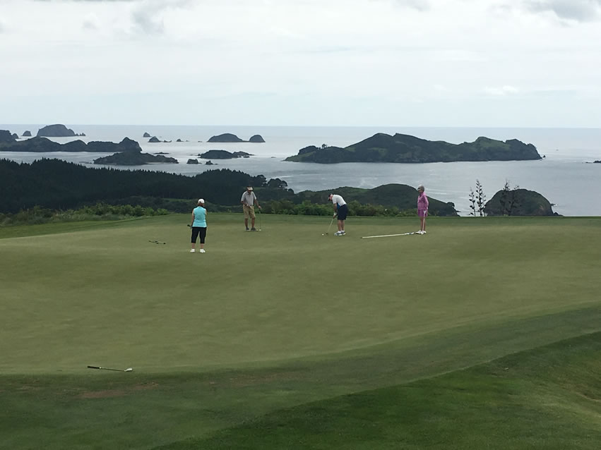 <h2>2018 New Zealand & Australia Golf Cruise</h2>13 Nights | 5-6 Rounds | Auckland to Sydney | February 22 – March 7